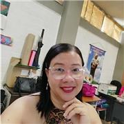 Profesora de lenguas modernas ofrece clases d español